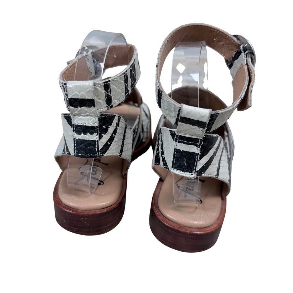 Free People Black White Striped Snakeskin Leather Ankle Strap Sandals 37 EU 7 US - Picture 5 of 8